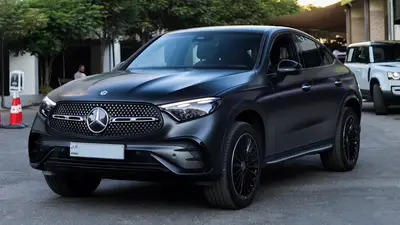 What are the engine performance specifications?